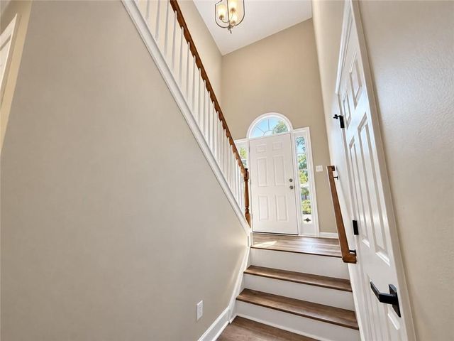 1831 Green Oak Circle, Lawrenceville, GA 30043