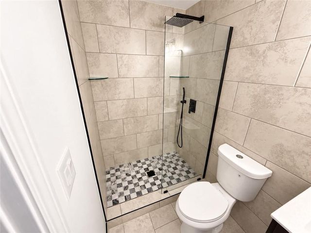 1831 Green Oak Circle, Lawrenceville, GA 30043