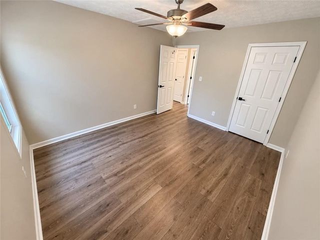 1831 Green Oak Circle, Lawrenceville, GA 30043