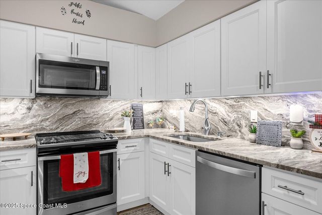 1241 Ashland Avenue SE, Palm Bay, FL 32909