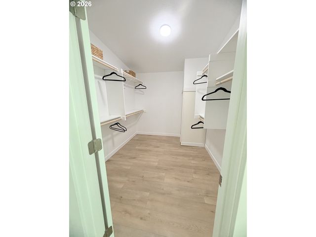71 N HOBBY Ct, Otis, OR 97368