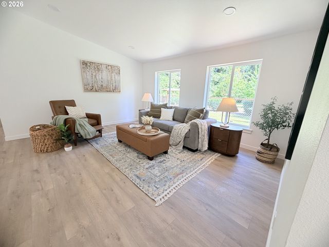 71 N HOBBY Ct, Otis, OR 97368
