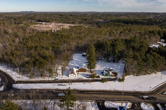 8 Phillips Lane, Rochester, NH 03868