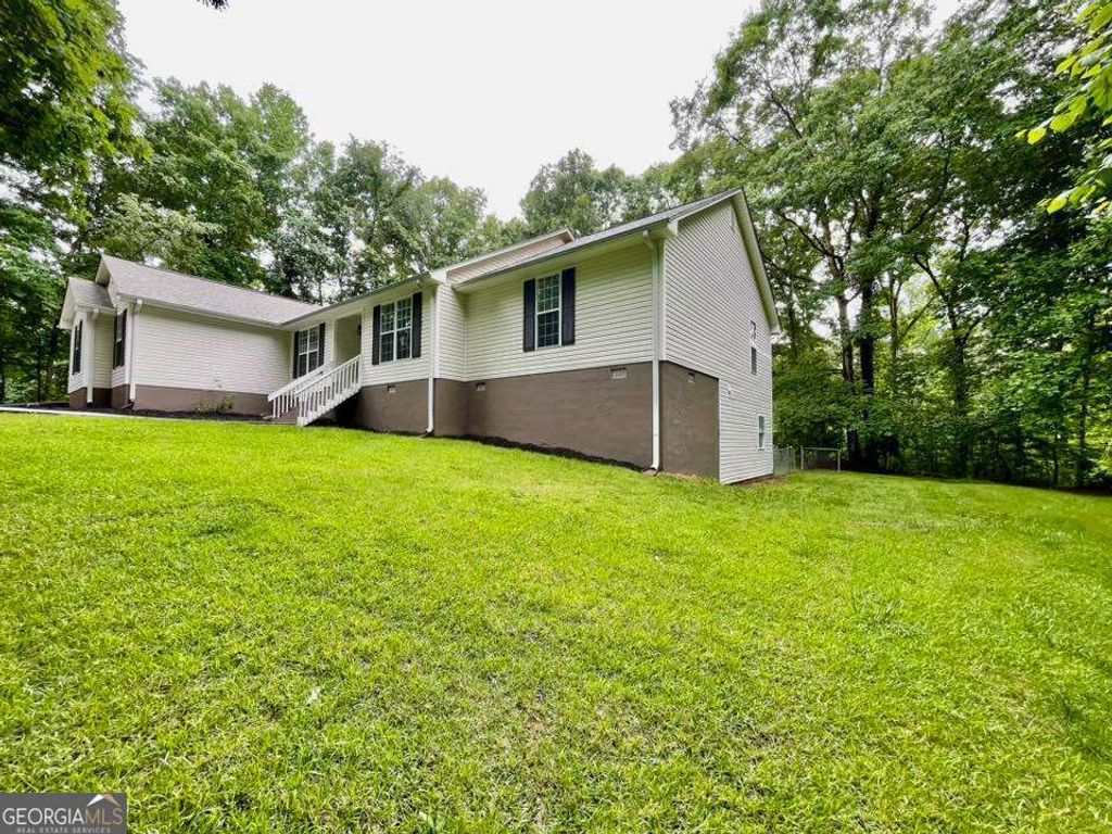197 Blacks Mill Court, Dawsonville, GA 30534