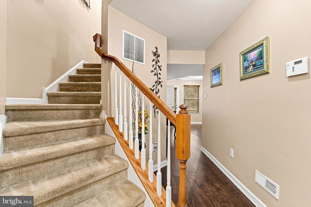2102 E OAK RD #B3, VINELAND, NJ 08361 — photo 4