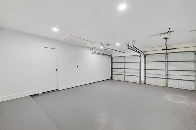 9211 Blankenship Drive, Houston, TX 77080