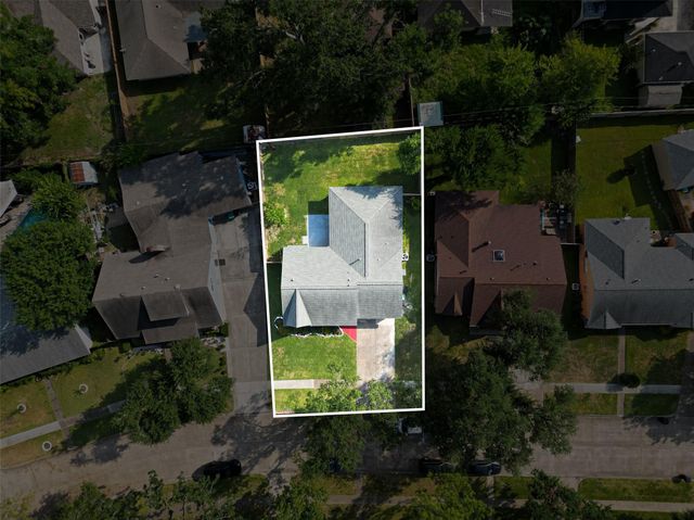 9211 Blankenship Drive, Houston, TX 77080