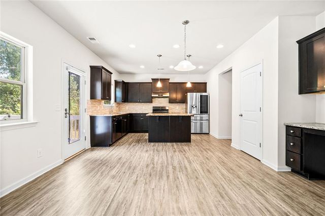 503 Riverbirch, Rockmart, GA 30153