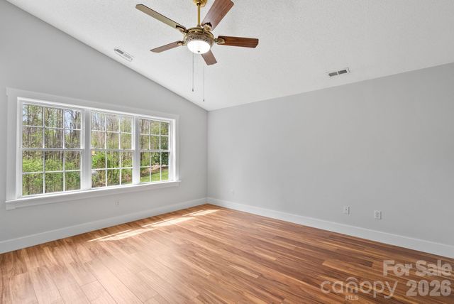 73 Creeks End Circle, Mills River, NC 28759