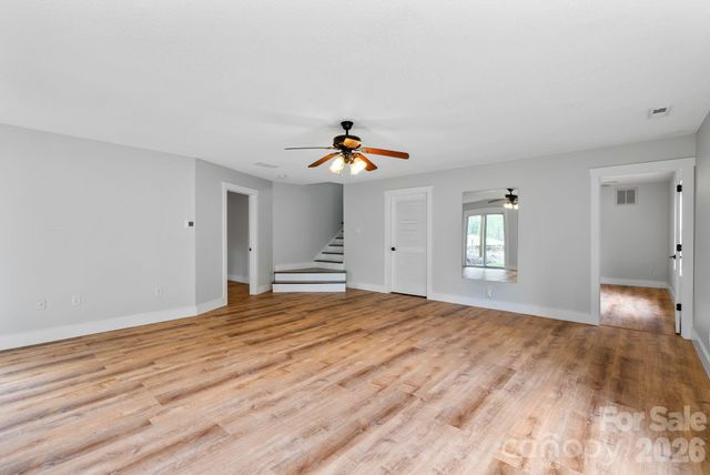 73 Creeks End Circle, Mills River, NC 28759