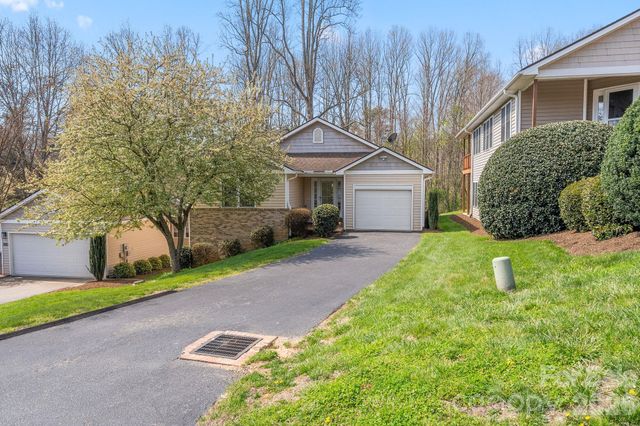73 Creeks End Circle, Mills River, NC 28759