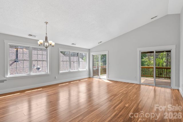73 Creeks End Circle, Mills River, NC 28759