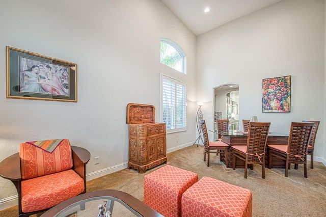 10509 N Sierra Vista Avenue, Fresno, CA 93730