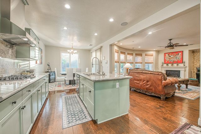 10509 N Sierra Vista Avenue, Fresno, CA 93730