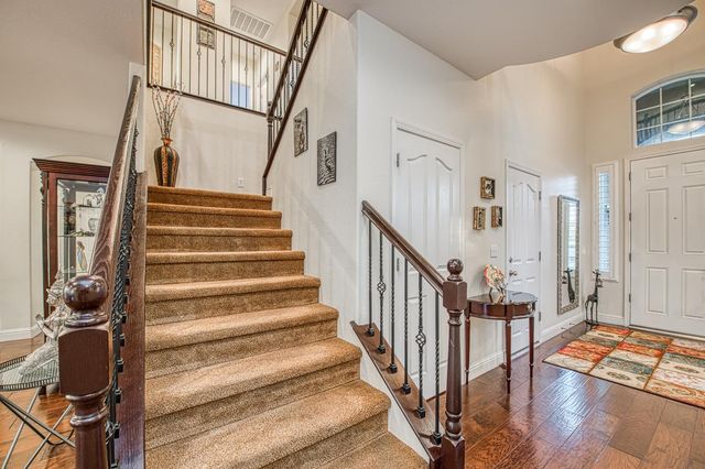 10509 N Sierra Vista Avenue, Fresno, CA 93730