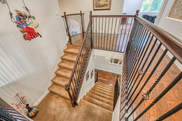 10509 N Sierra Vista Avenue, Fresno, CA 93730