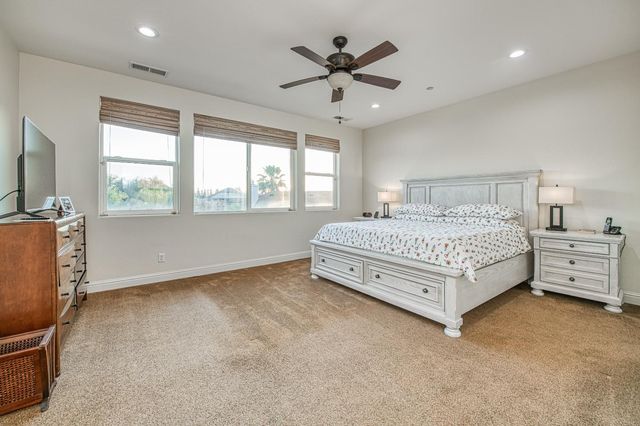 10509 N Sierra Vista Avenue, Fresno, CA 93730