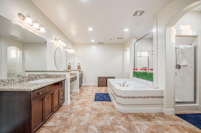 10509 N Sierra Vista Avenue, Fresno, CA 93730