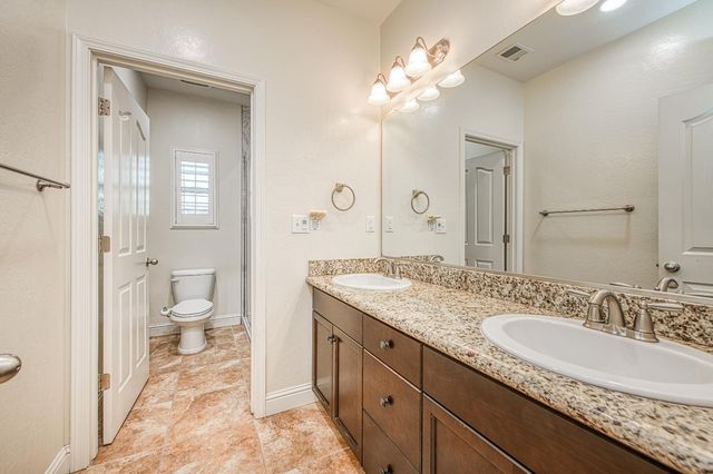 10509 N Sierra Vista Avenue, Fresno, CA 93730