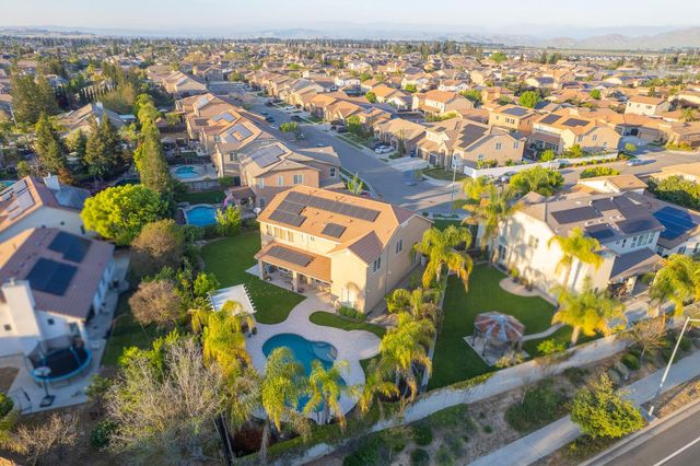 10509 N Sierra Vista Avenue, Fresno, CA 93730