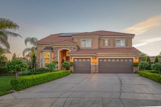 10509 N Sierra Vista Avenue, Fresno, CA 93730