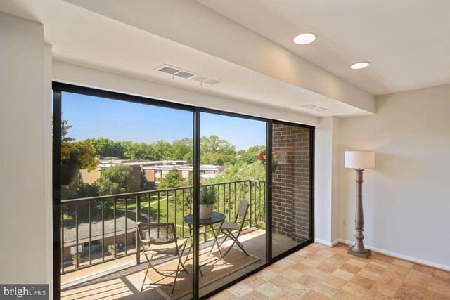 9900 GEORGIA AVE #27-510, Silver Spring, MD 20902