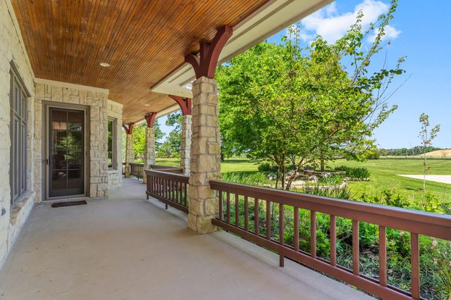 11900 Womack Cemetery Road, Montgomery, TX 77316