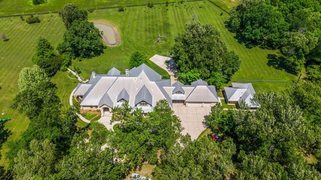 11900 Womack Cemetery Road, Montgomery, TX 77316