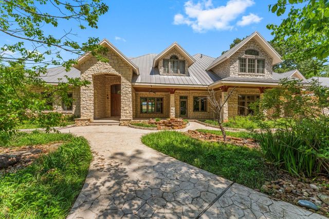 11900 Womack Cemetery Road, Montgomery, TX 77316