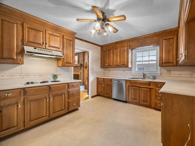 103 Windy Rush Road, Spartanburg, SC 29301