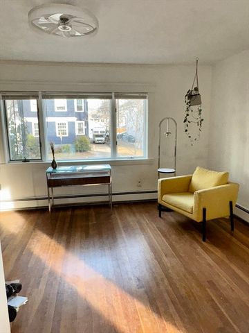 16-18 Alfred Rd, Arlington, MA 02474