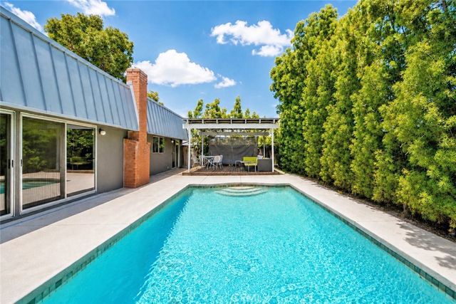 25431 Classic Drive, Mission Viejo, CA 92691