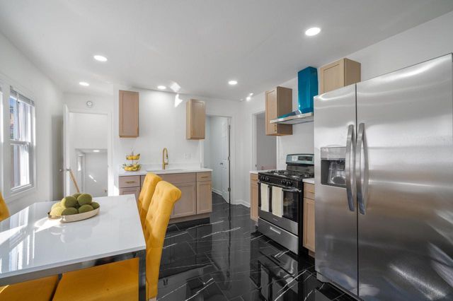 2435 N 57th STREET, Milwaukee, WI 53210