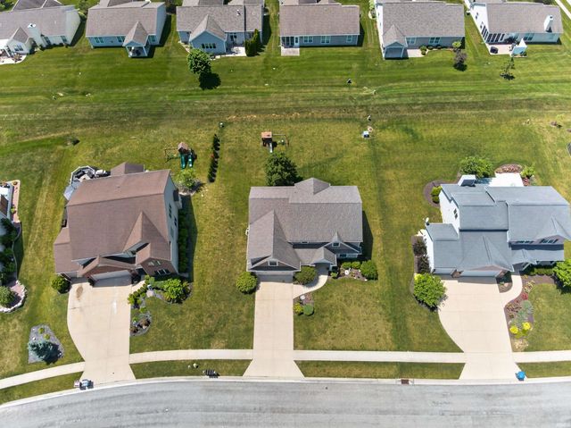 7201 Allenbrook Boulevard, Fort Wayne, IN 46835
