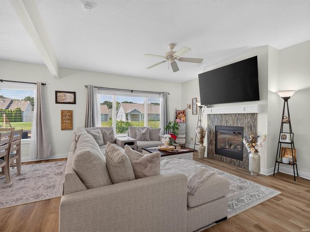 7201 Allenbrook Boulevard, Fort Wayne, IN 46835