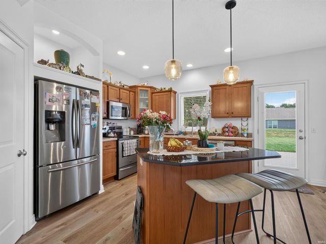7201 Allenbrook Boulevard, Fort Wayne, IN 46835