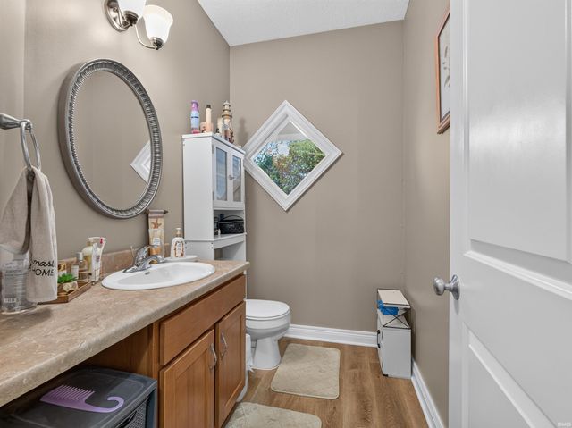 7201 Allenbrook Boulevard, Fort Wayne, IN 46835