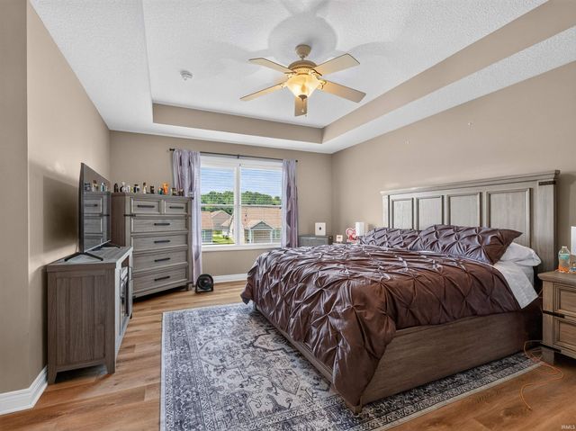 7201 Allenbrook Boulevard, Fort Wayne, IN 46835
