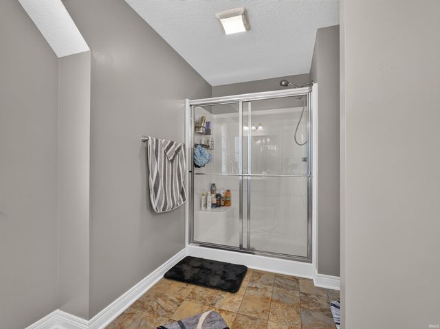 7201 Allenbrook Boulevard, Fort Wayne, IN 46835