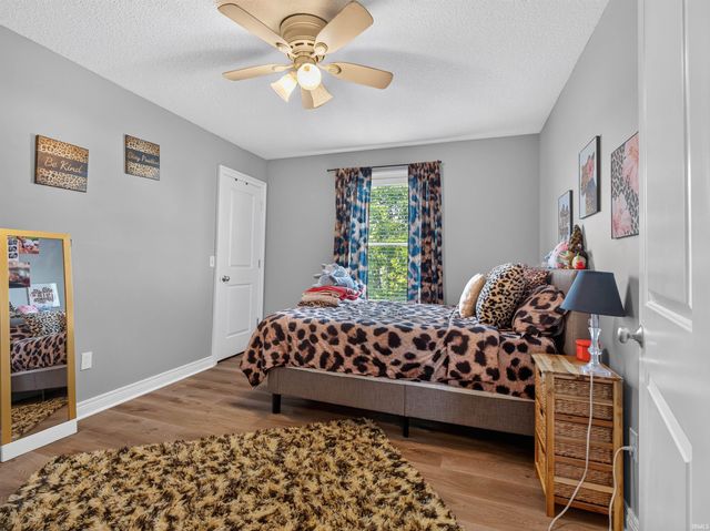 7201 Allenbrook Boulevard, Fort Wayne, IN 46835
