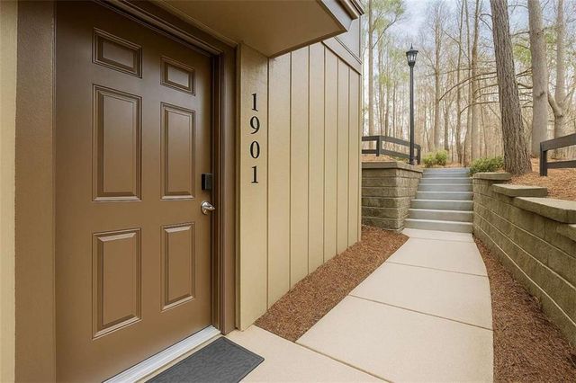 1901 Cumberland Court, Smyrna, GA 30080