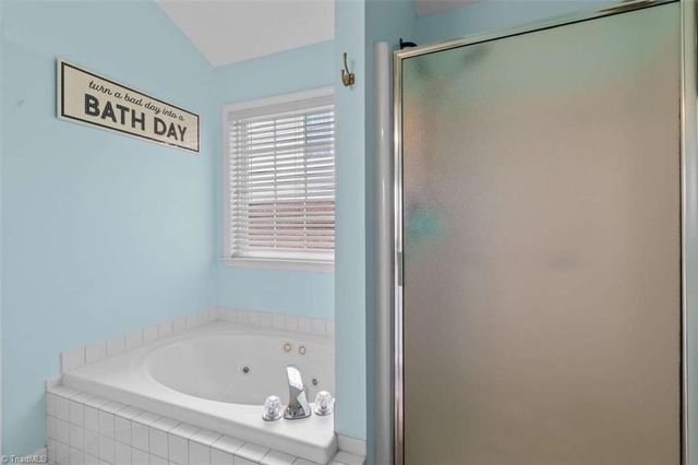 5125 Old Plantation Circle, Winston-salem, NC 27104