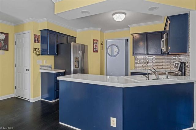 5125 Old Plantation Circle, Winston-salem, NC 27104
