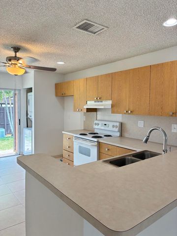 2301 Buttonwood Avenue, Pembroke Pines, FL 33026