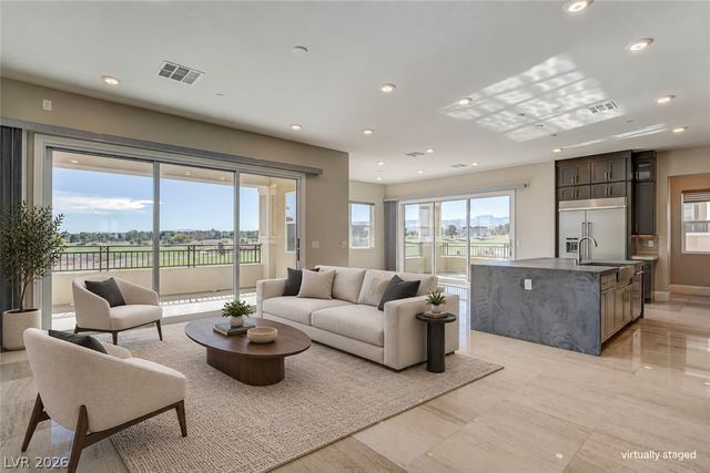 9133 Las Manaitas Avenue 302, Las Vegas, NV 89144