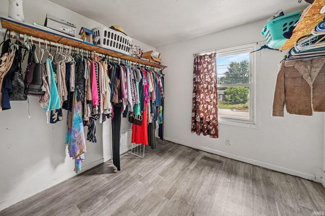 3121 Peddlers Village Road, Goshen, IN 46526