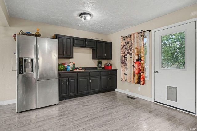 3121 Peddlers Village Road, Goshen, IN 46526