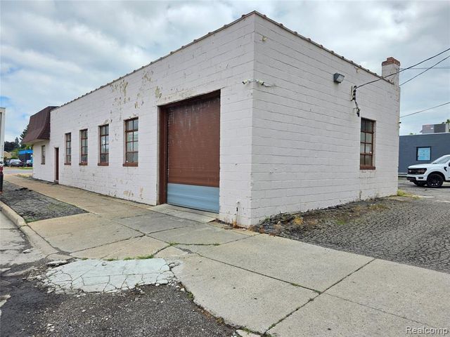 25249 W Warren Street, Dearborn Heights, MI 48127