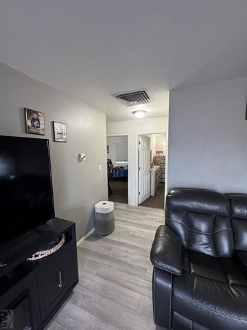 2320 Toronto St, Pueblo, CO 81004