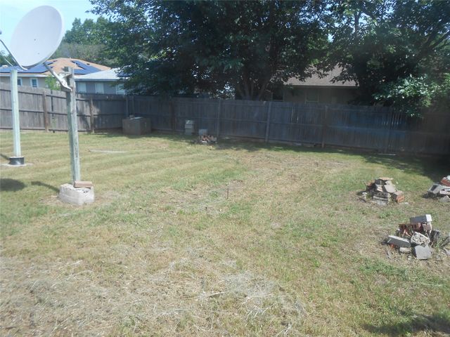 2508 Stagecoach Street, Fort Worth, TX 76133